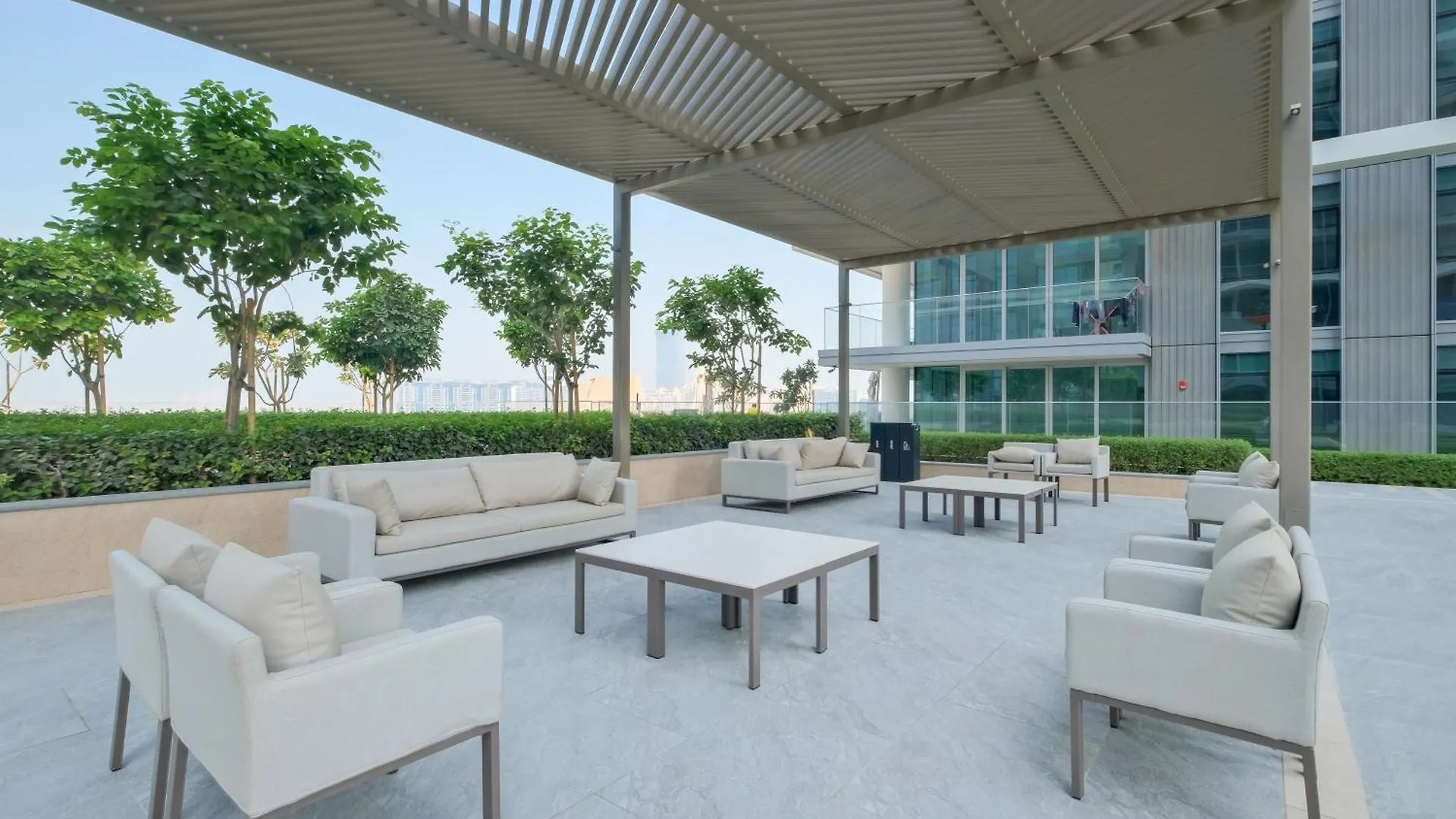 Apartment Premium 1 Bedroom In Beach Isle Great For Retreat Dubai