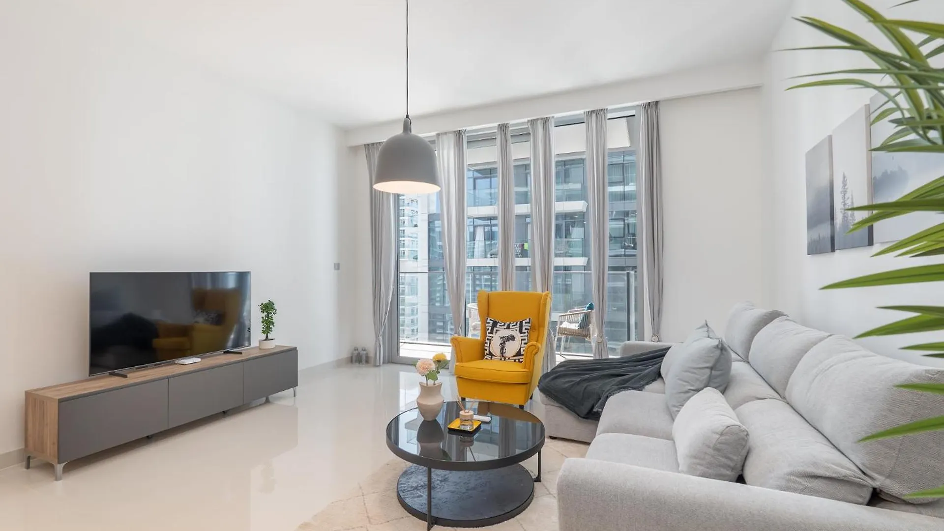 Apartment Premium 1 Bedroom In Beach Isle Great For Retreat Dubai United Arab Emirates