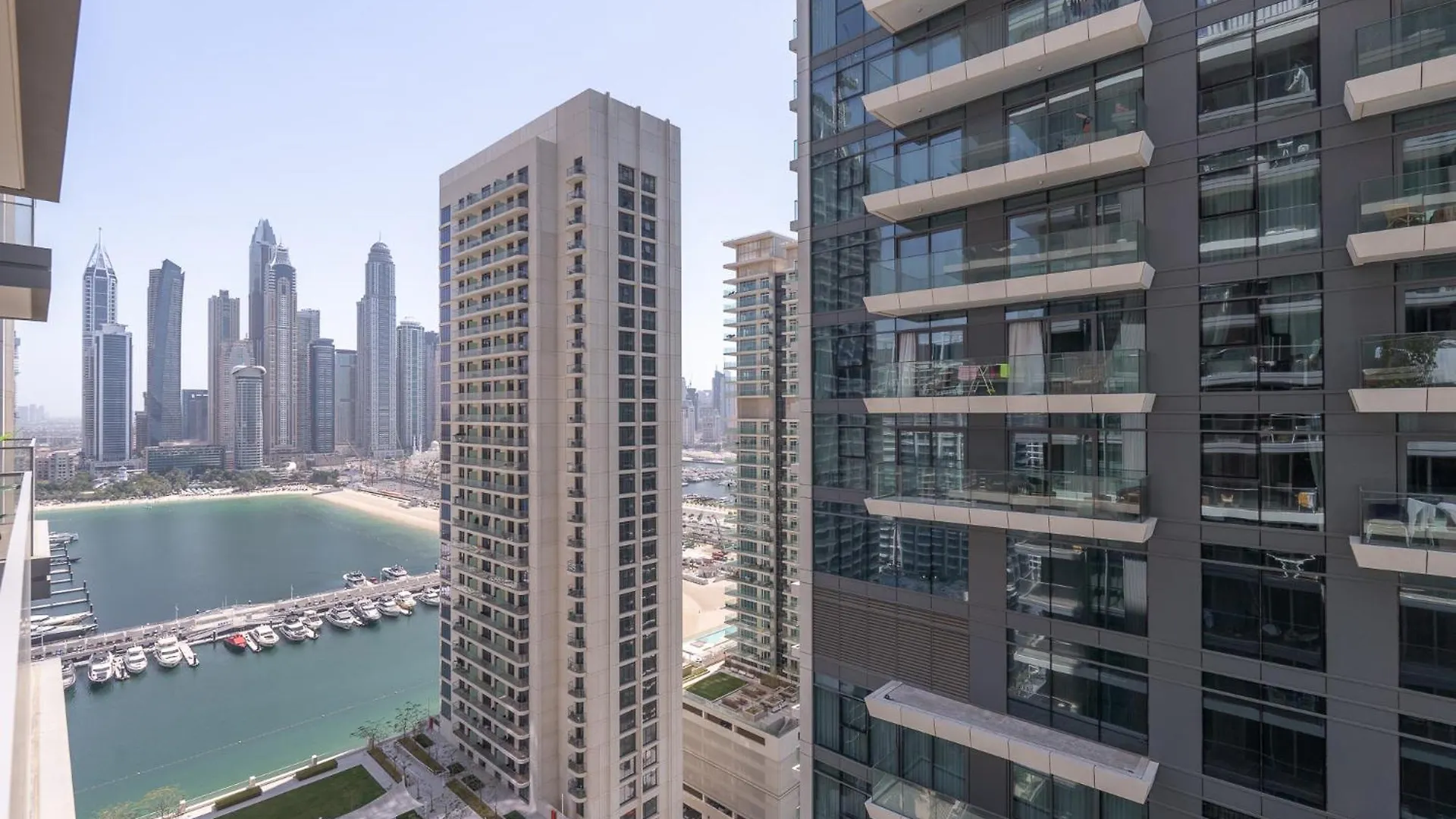 Apartment Premium 1 Bedroom In Beach Isle Great For Retreat Dubai
